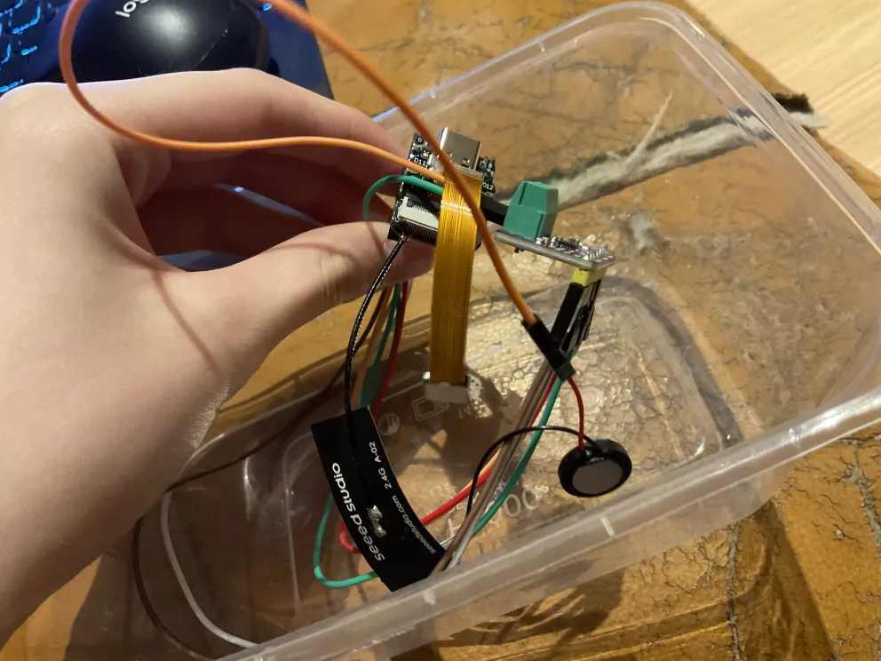 SoundView smart glasses prototype for visually impaired users